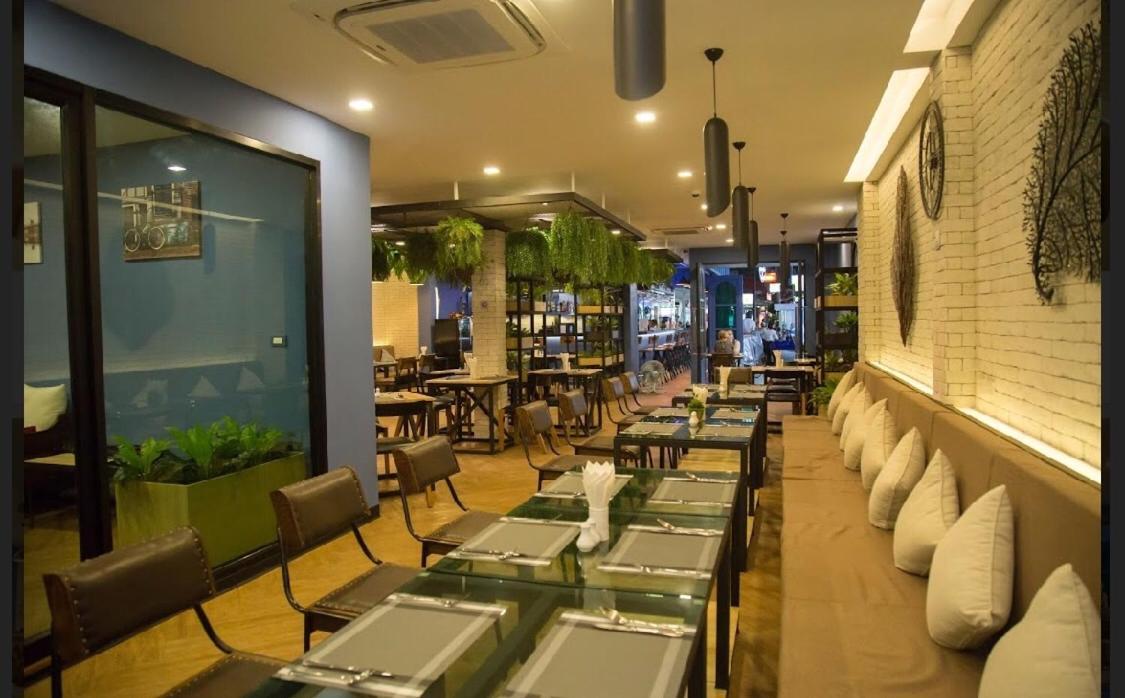 Neptuna Hotel Patong Dış mekan fotoğraf